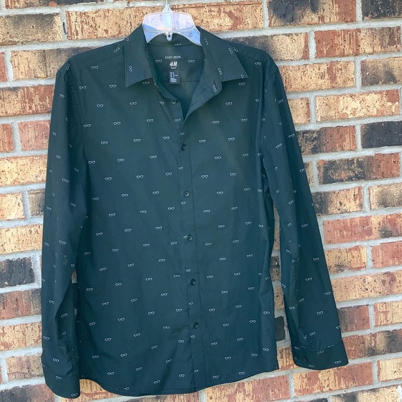 3/$20 H & M Black LS Dress Shirt w/ glasses design - Picture 3 of 13